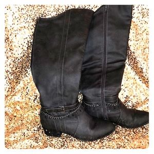 Heeled riding boots
